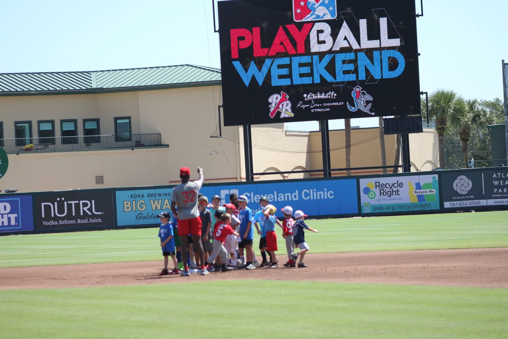 Roger Dean Chevrolet Stadium